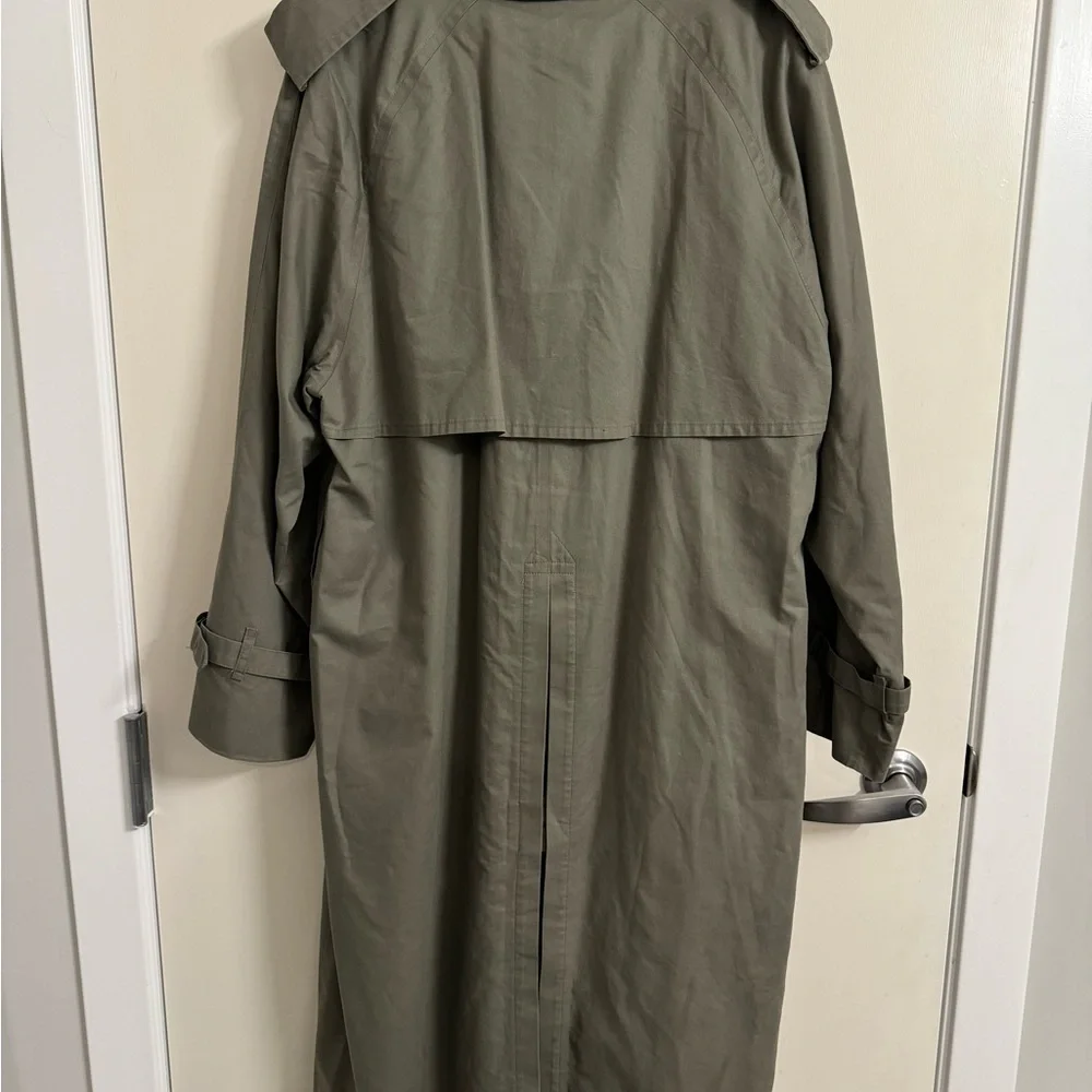 Vintage Trench Coat - Burberry - 40 Regular - removable wool liner - Picture 5 of 12